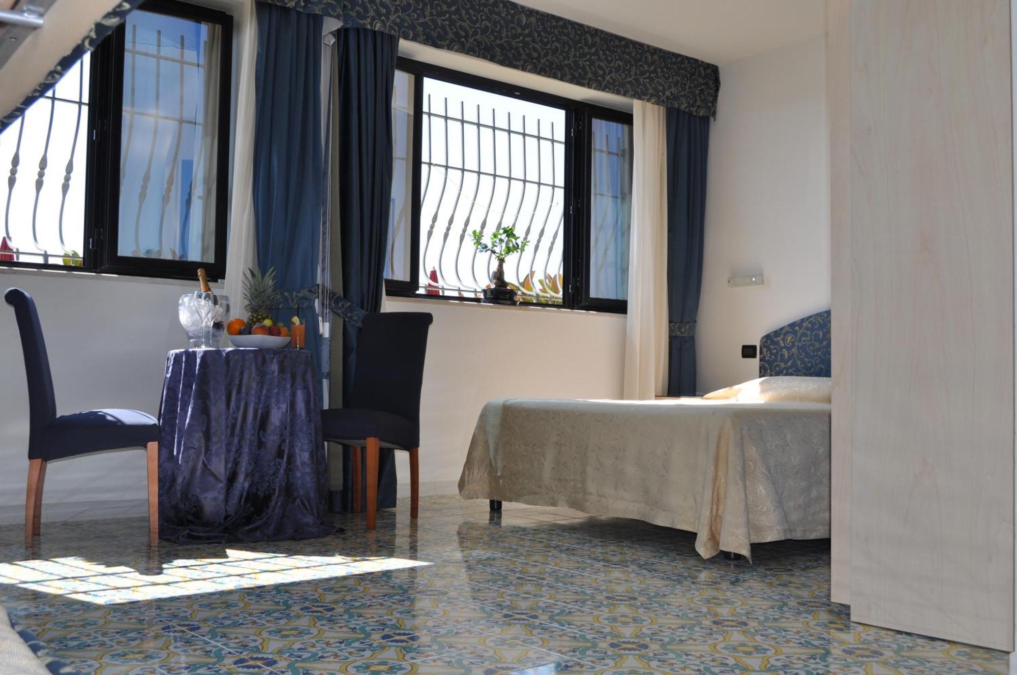 Hotel La Playa Sperlonga Buitenkant foto