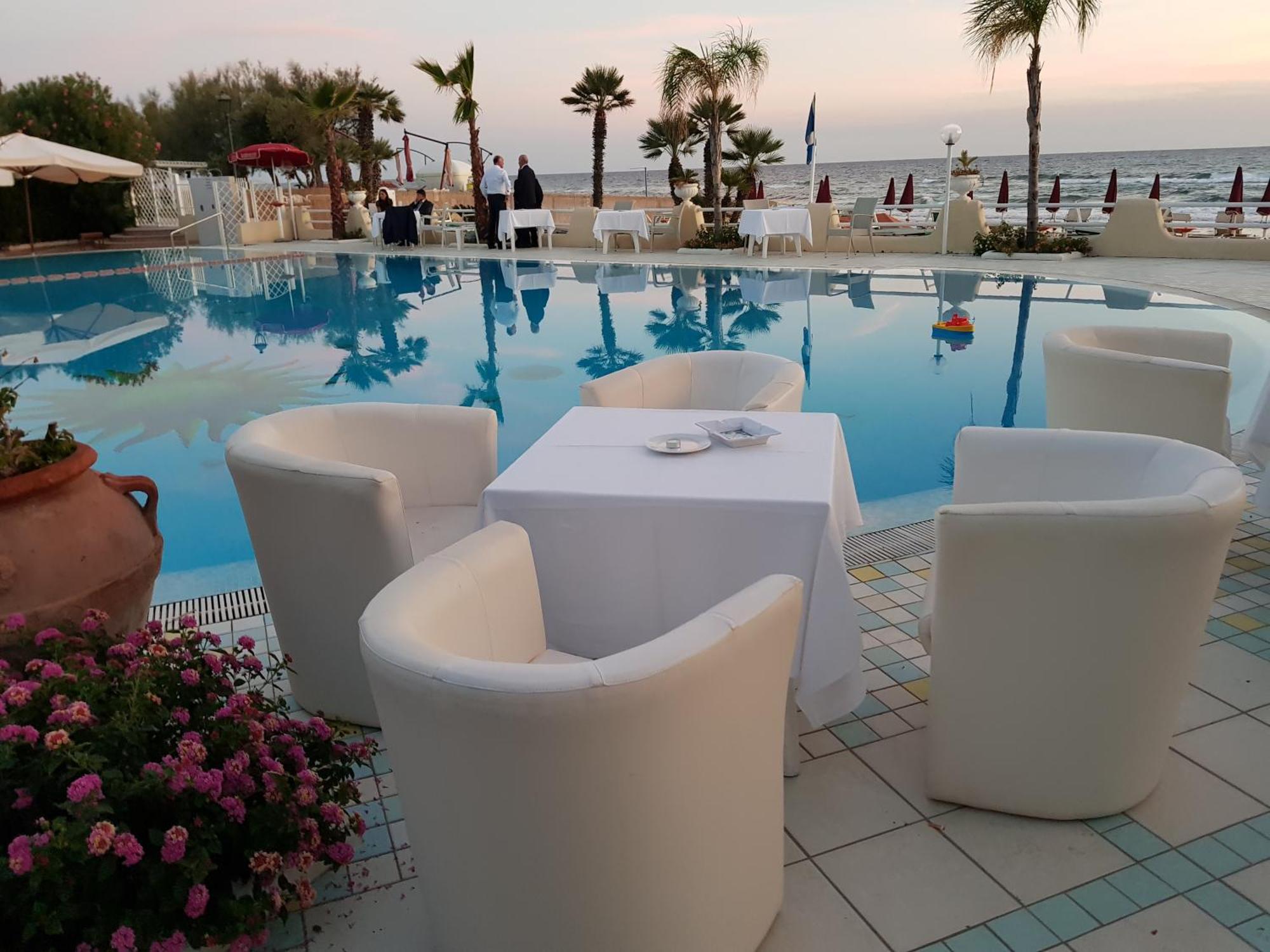 Hotel La Playa Sperlonga Buitenkant foto