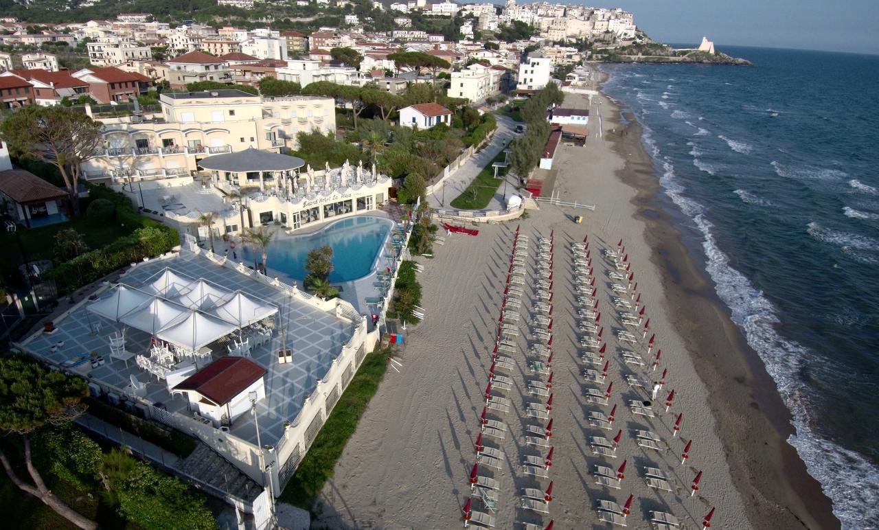 Hotel La Playa Sperlonga Buitenkant foto