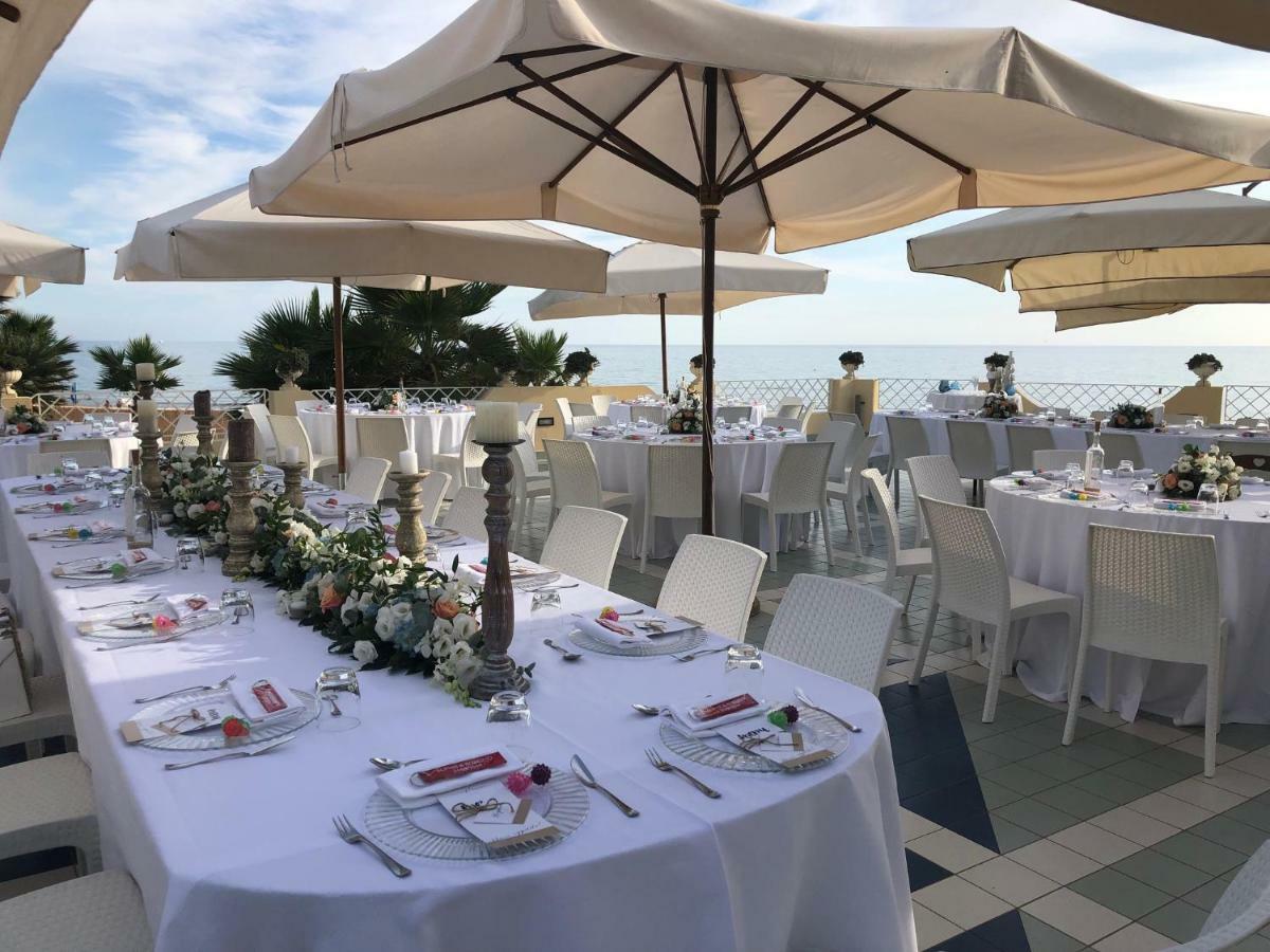 Hotel La Playa Sperlonga Buitenkant foto